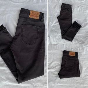 Lucky Brand Skinny Sateen Khakis Mens 28/32